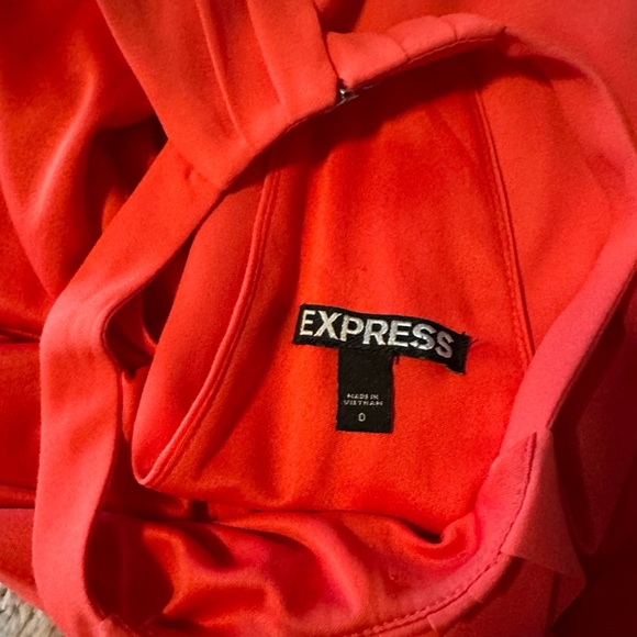 Red Express Dress Homecoming - Picture 3 of 3